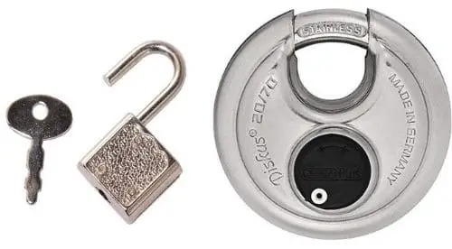 cheap-small-padlock-next_to-big-expensive-padlock